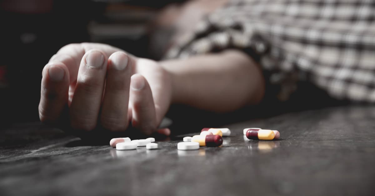 man-overdosed-on-medication