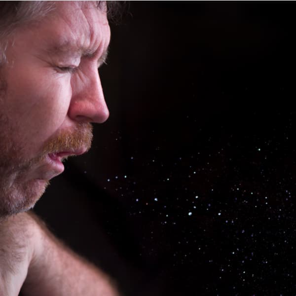 sneeze-droplets